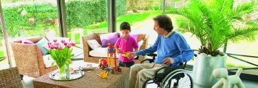 Invacare kørestol - XLT Aktiv - fastrammekørestol - manuel kørestol - siddestilling - kvalitet - Hjælpemidiler til ældre og handicappede 