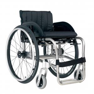 Invacare kørestol - XLT Aktiv - fastrammekørestol - manuel kørestol - siddestilling - kvalitet - Hjælpemidiler til ældre og handicappede 