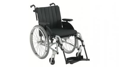 Invacare kørestol - Invacare Dynamic - fastrammekørestol - manuel kørestol - siddestilling - kvalitet - Hjælpemidiler til ældre og handicappede 