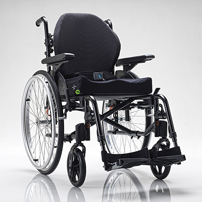 Invacare kørestol - Action medium aktiv kørestol med Matrx E2 ryg, Matrx Libra pude pg BodyPoint bækkestøtte EVoflex
