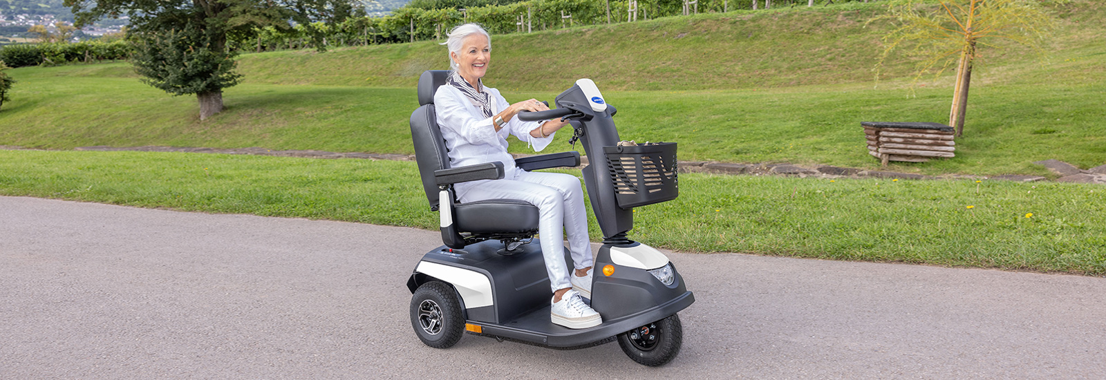 Invacare, el-scootere, frihed, hjælpemidler