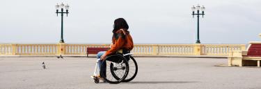 Invacare kørestol - Küschall The KSL 2.0 - Vicair Active O2 siddepude, pude til kørestol, kørestolspude med luft- god trykaflastning, stabil siddestilling, positionering - hjælpemidler til handicappede og ældre