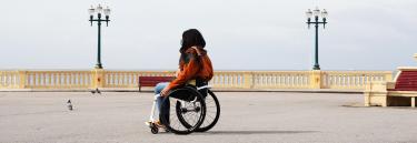 Invacare kørestol - Küschall The KSL 2.0 - Vicair Active O2 siddepude, pude til kørestol, kørestolspude med luft- god trykaflastning, stabil siddestilling, positionering - hjælpemidler til handicappede og ældre