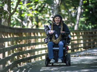 Invacare el-kørestole med god ergonomi til ældre og handikappede 