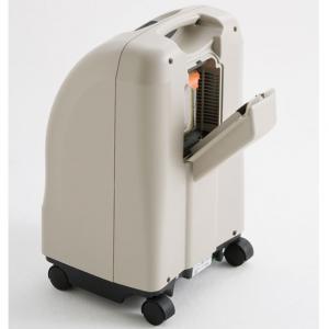 The Invacare Perfecto2 Oxygen koncentrator til iltbehandling i hjemmet - udskifte filter nemt 