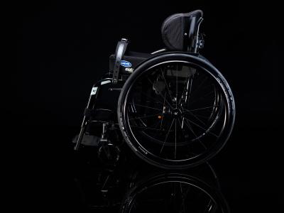 Invacare Manuel kørestol - Küschall Compact 2.0 -  aktiv krydsrammekørestol - HYRDROFORM CHASSIS - hjælpemidler til handicappede og ældre