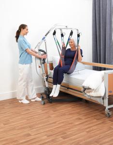 Invacare personløfter - lift - Invacare Birdie Evo - Birdie personløfter - forflytninger af ældre og handicappede - hjælpemiddel